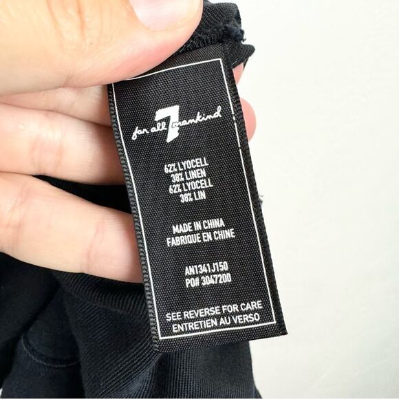 7 For All Mankind Black Off the Shoulder Cropped Leg Tencel Linen Jumpsuit Sz S - Picture 11 of 12